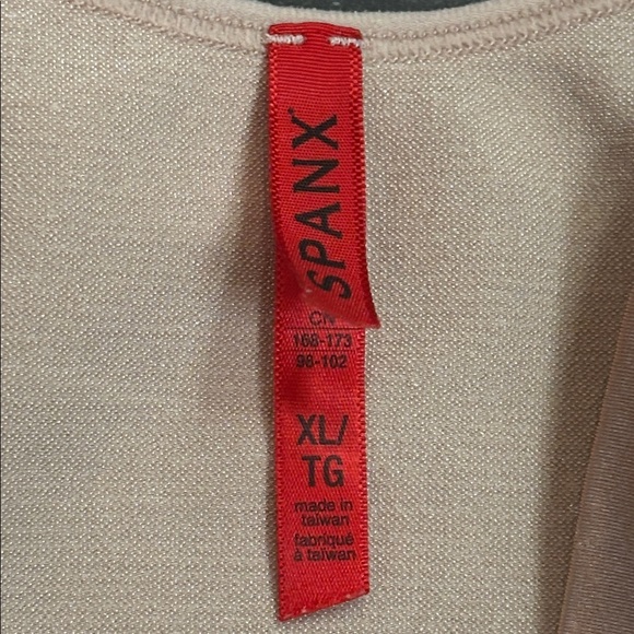 SPANX Light Pink Shapewear Bodysuit - Picture 3 of 16